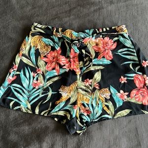 Flowy tropical style high waisted shorts